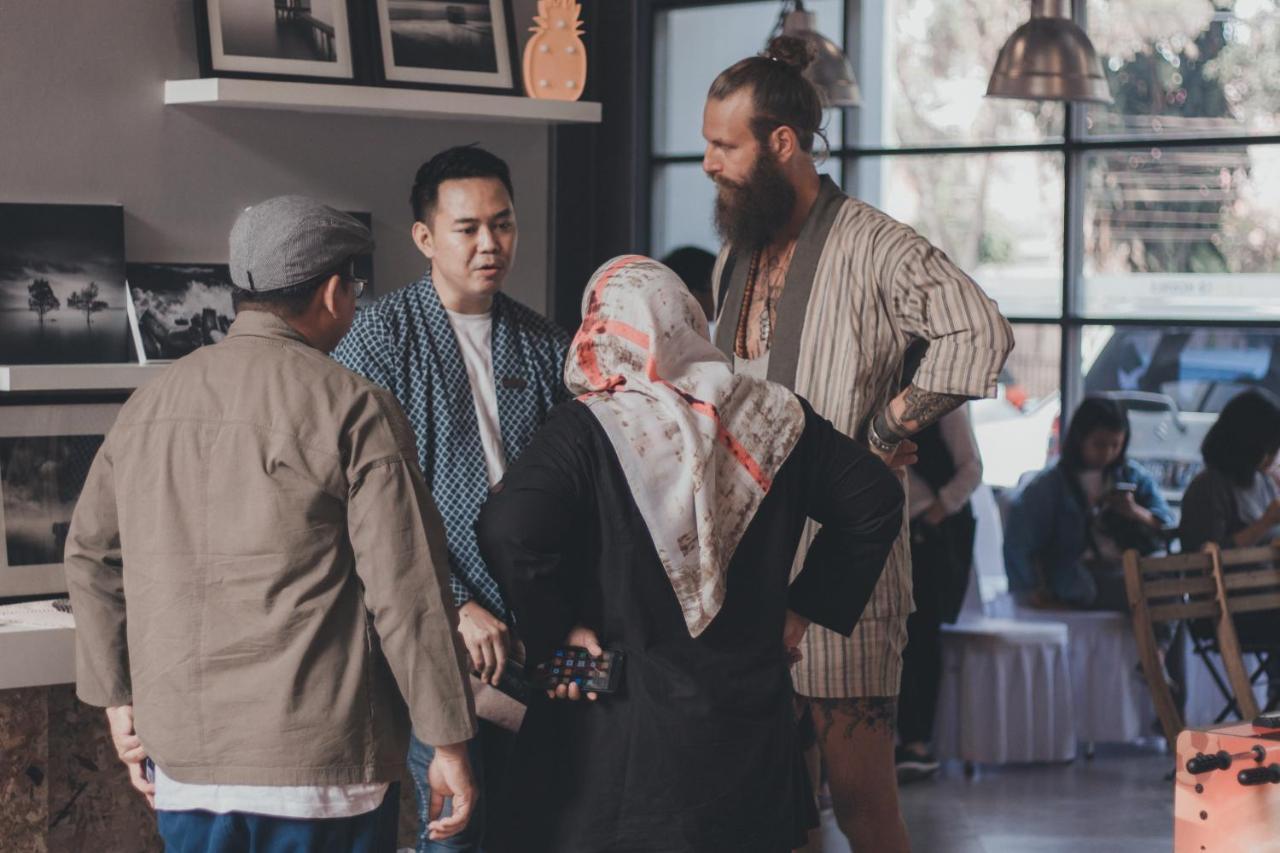 Nomad Hostel Kemang Jakarta Ngoại thất bức ảnh