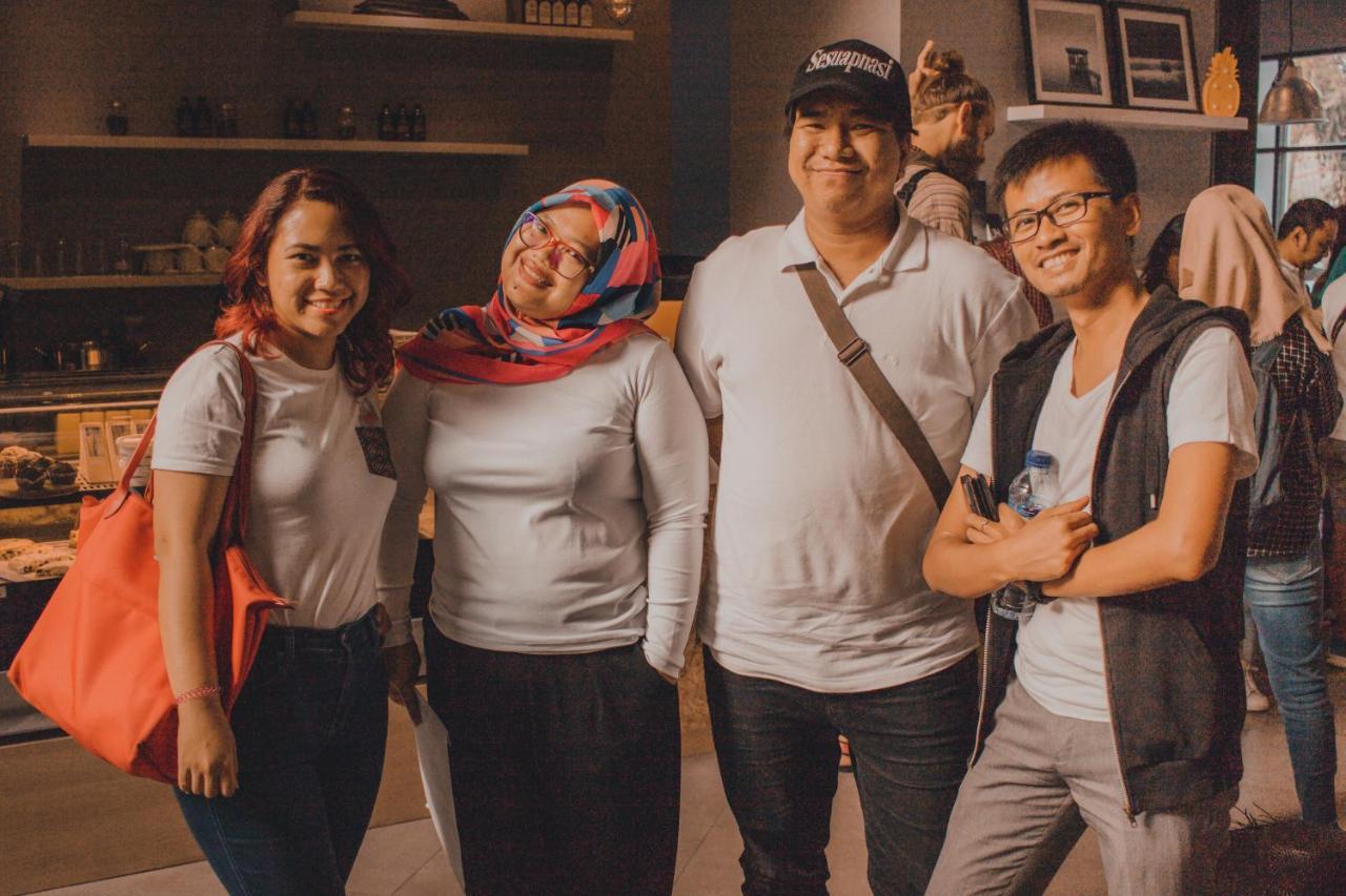 Nomad Hostel Kemang Jakarta Ngoại thất bức ảnh